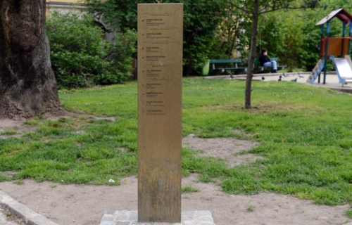 Stele Südbahnhofmarkt
