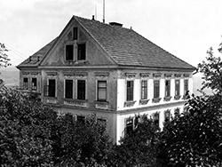 Foto: Archiv der Stadt Linz Aufnahme der Pöstlingbergschule in der Zwischenkriegszeit