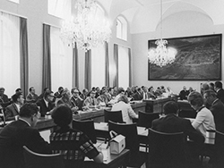 erste Gemeinderatssitzung im renovierten Rathausfestsaal