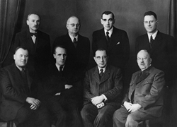 Gruppenfoto des damaligen Stadtrats