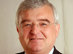 Porträtfoto von Bürgermeister Franz Dobusch