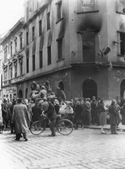 Einmarsch der Amerikaner Landstraße