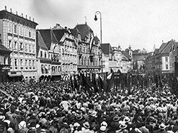 Österreichweites sozialdemokratisches Jugendtreffen in Steyr zu Pfingsten 1932