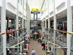 Foto: Archiv der Stadt Linz Taubenmarkt-Arkade