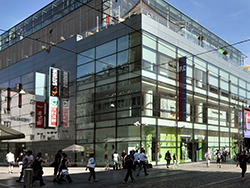 Foto: Archiv der Stadt Linz Passage Kaufhaus, Landstraße