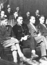 Angeklagte des "Soucek-Prozesses" vor dem Grazer Volksgericht im Frühjahr 1948