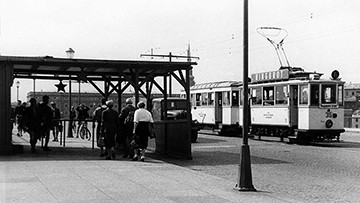 Foto: Archiv der Stadt Linz Russischer Kontrollposten am Urfahrer Brückenkopf
