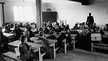 Foto: Archiv der Stadt Linz Unterricht an der Notschule Laskahof