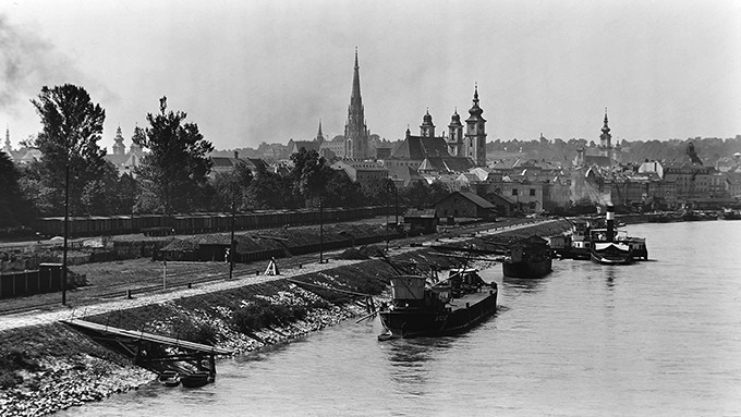 Foto: Archiv der Stadt Linz Blick auf die Donaulände