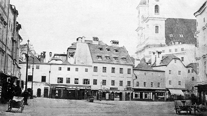 Foto: Archiv der Stadt Linz Taubenmarkt um 1860