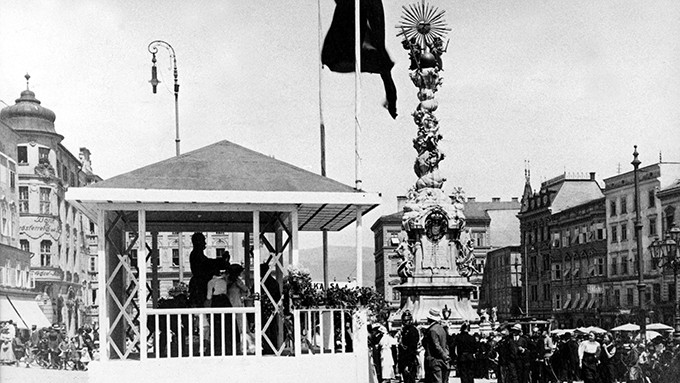 Foto: Archiv der Stadt Linz Fronleichnamfest