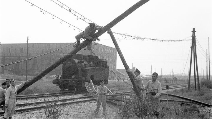 Foto: Archiv der Stadt Linz Aufbauarbeiten durch den Technischen Hilfsdienst