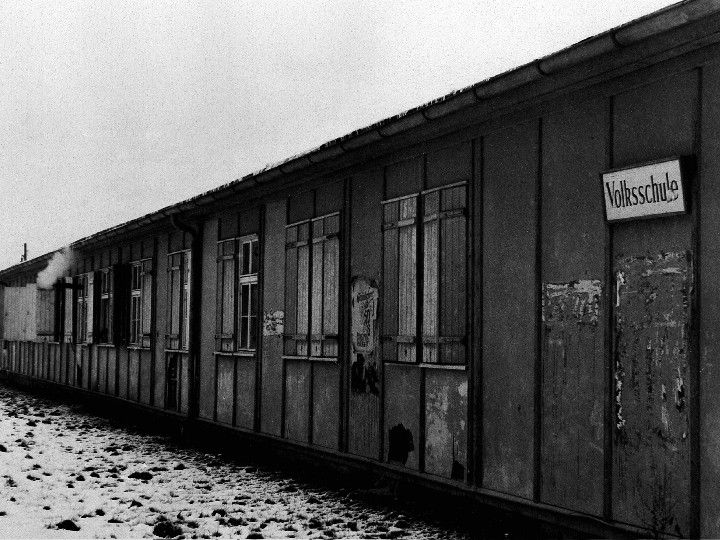 Foto: Archiv der Stadt Linz 3_Volksschule_Bindermichl_1946_Foto_Archiv_der_Stadt_Linz_slider