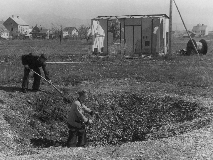 Foto: Archiv der Stadt Linz 9_Bombenschaden_1946_Wasserwerkgelaende_Foto_Archiv_der_Stadt_Linz_slider